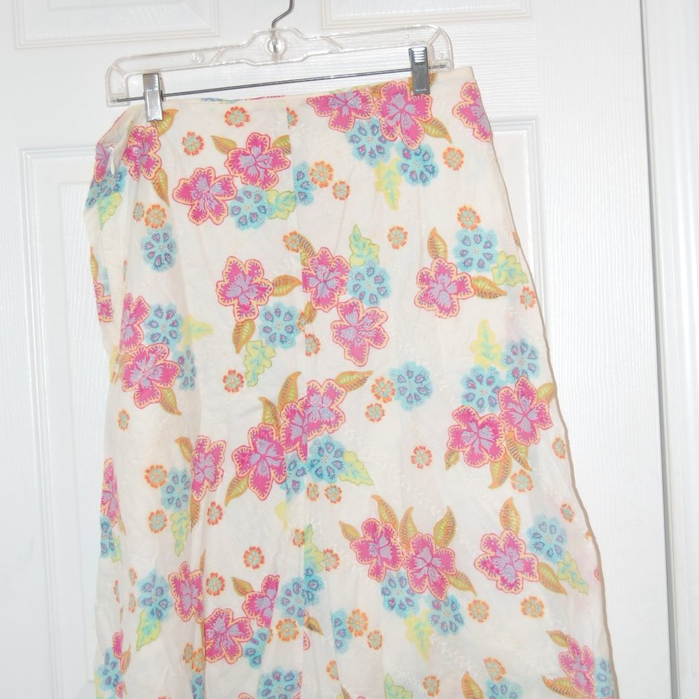 Sigrid Olson Sport 100% Cotton White/Blue/Green/Pink Flowered Skirt Size 12 - Picture 3 of 8